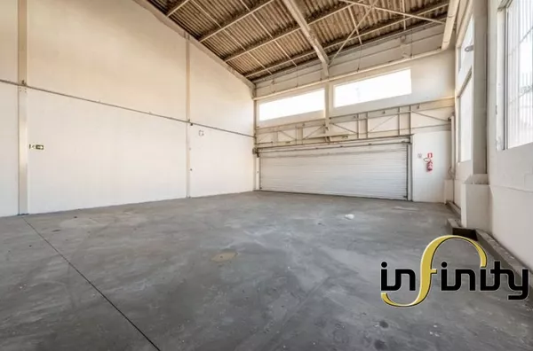 Loja no Bairro Partenon - COD 611