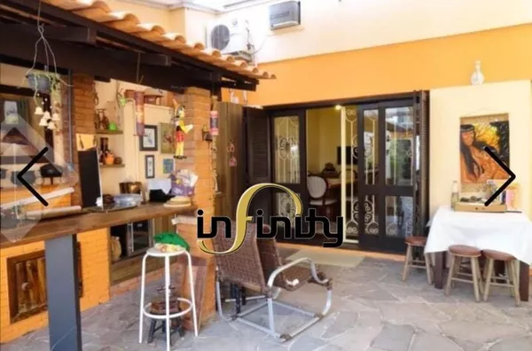 Casa para venda - Praca da Encol - B. Petropolis - Porto Alegre