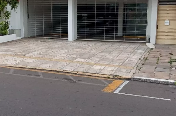 Loja para aluguel na Av. Cristóvão Colombo, 1393