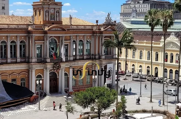 Sala comercial com espaço extraordinário,  Centro Histórico, Porto Alegre