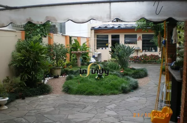 Casa para venda - Praca da Encol - B. Petropolis - Porto Alegre