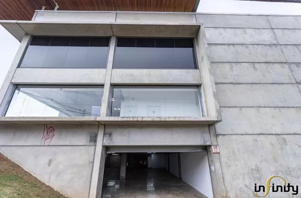 Loja para aluguel na Av. Juca Batista