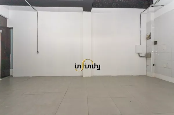 Loja para aluguel com espaço Acolhedor e Moderno,  Tristeza, Porto Alegre