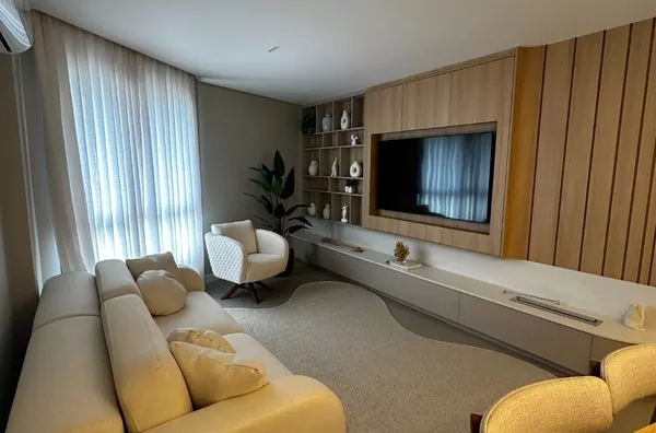 Apartamento Duplex Decorado a Venda na Praia dos Ingleses
