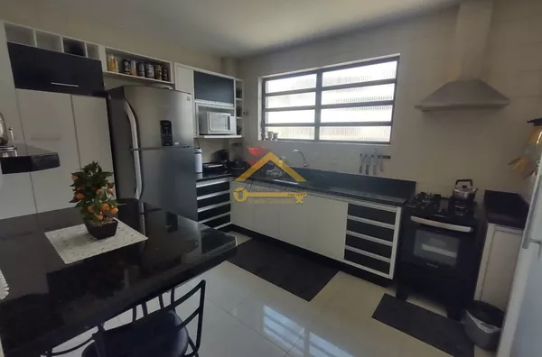  Locação de Temporada - Apartamento 3 quartos na Praia dos Ingleses 