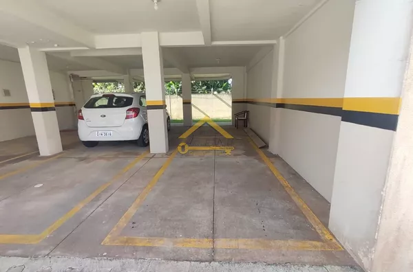  Locação de Temporada - Apartamento 3 quartos na Praia dos Ingleses 