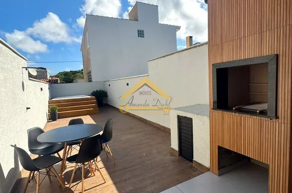 Sobrado Mobiliado a Venda, Praia do Santinho em Florianopolis