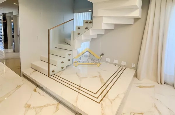 Duplex Mobiliado a Venda em Jurere