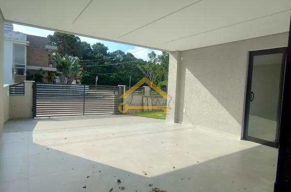 Casa 4 dormitórios a Venda no Jardim Rio Vermelho em Florianopolis