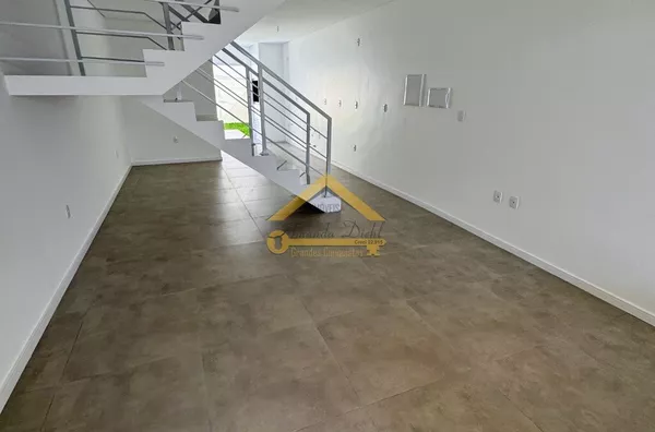 Sobrado a venda,  Ingleses Do Rio Vermelho, Florianópolis