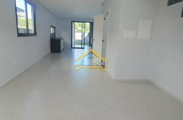 Sobrado para Aluguel Anual, 3 quartos, Rio Vermelho, Florianópolis