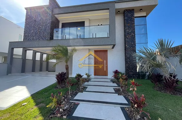 Casa Nova a Venda em Condomínio