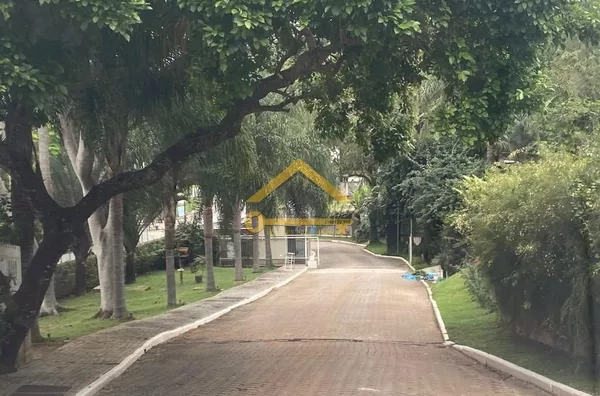 Terreno a Venda em Condomínio no Cacupé