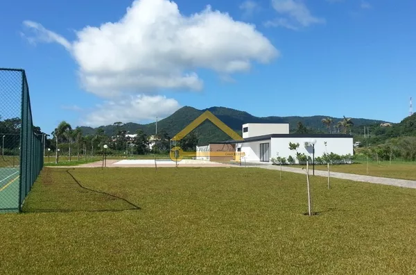 Terreno a Venda no Condomínio Jardim Ingleses