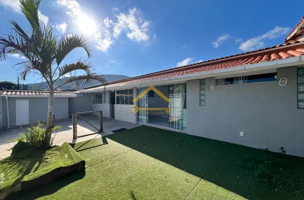 Casa a Venda no Rio Vermelho em Florianópolis