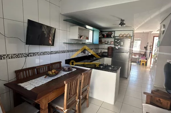 Sobrado com 2 suites, a Venda em  Ingleses, Florianópolis