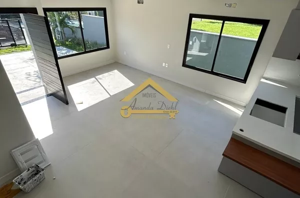 Casa Semi Mobiliada a Venda,  Cachoeira Do Bom Jesus, Florianópolis