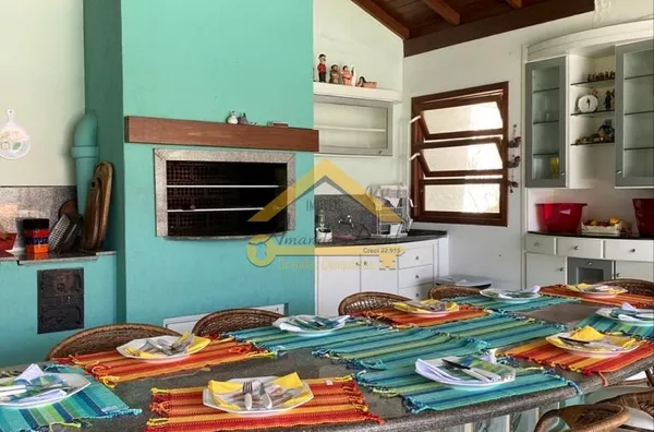  Casa em Condomínio Praia dos Ingleses a Venda 