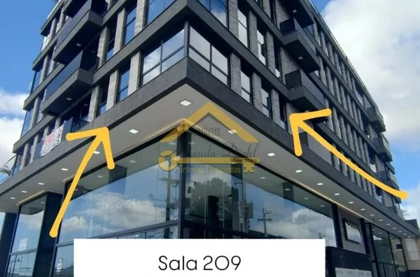 Sala comercial para aluguel anual na Praia dos Ingleses, Florianópolis