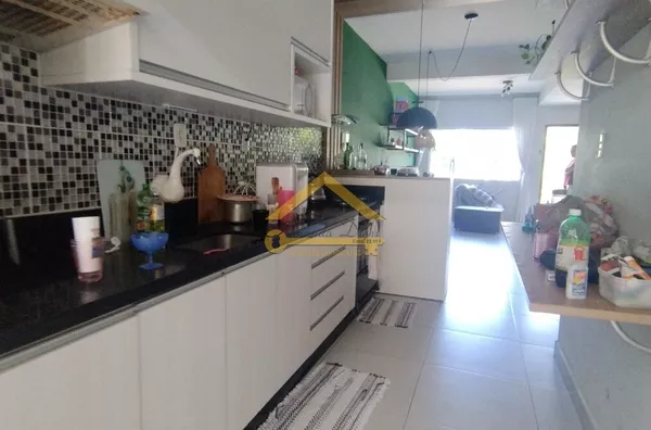 Sobrado Jardim Rio Vermelho a Venda