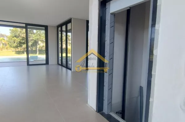 Casa a Venda no Condomínio Costão Golf, na Praia dos Ingleses