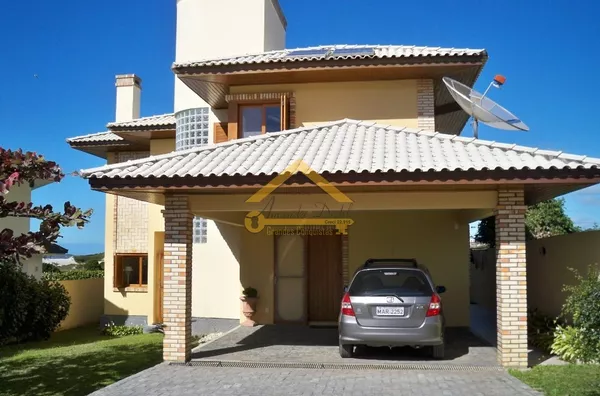 Casa a Venda na Praia do Santinho em Florianópolis