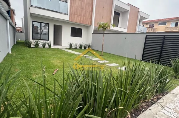 Sobrado 3 e 4 Quartos a Venda na Praia dos Ingleses