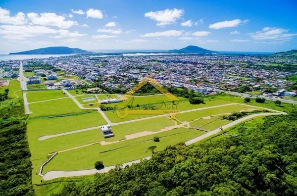 Terreno a Venda no Condomínio no Jardim Ingleses