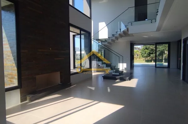 Casa a Venda no Condomínio Costão Golf, na Praia dos Ingleses