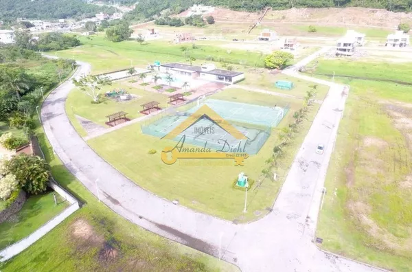 Terreno a Venda no Condomínio Jardim Ingleses