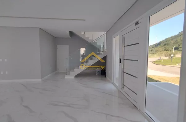 Casa a Venda, Condomínio Jardim Ingleses, Praia dos Ingleses em Florianópolis