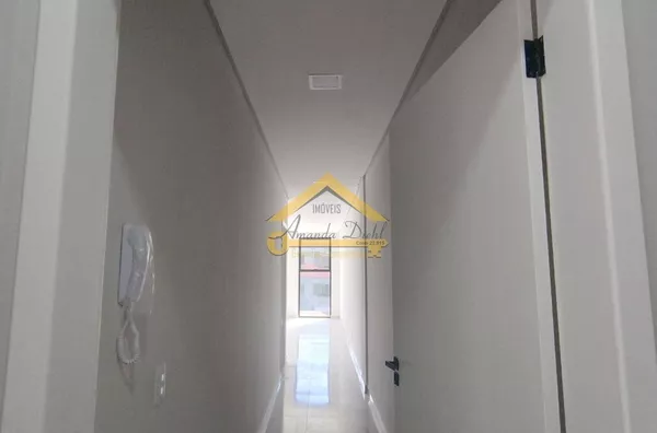 Sala comercial para aluguel anual na Praia dos Ingleses, Florianópolis