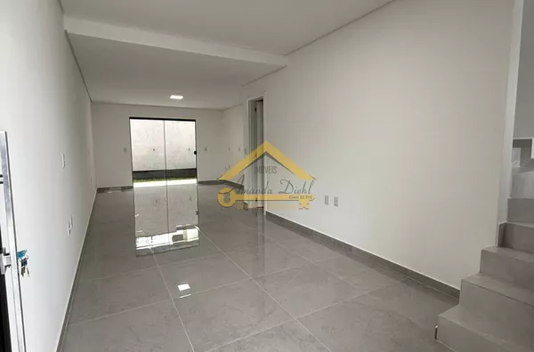 Sobrado 3 quartos a Venda na Praia dos Ingleses, Florianópolis