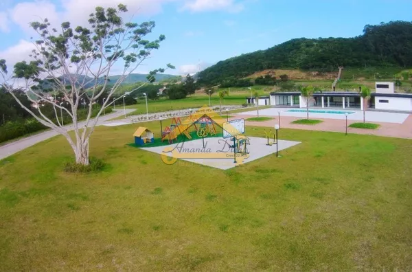 Terreno a Venda no Condomínio Jardim Ingleses