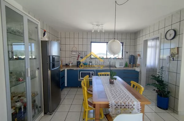 Cobertura a Venda 400m do mar na Praia dos Ingleses em Florianópolis