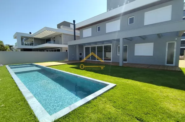 Casa para venda, 5 quarto(s),  Jurere Internacional, Florianópolis