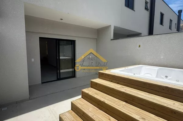 Sobrado Novo a Venda na Praia dos Ingleses