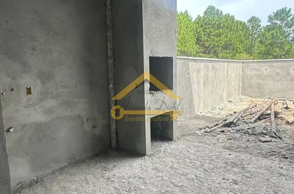 Sobrado 3 quartos a Venda Alameda Rio Vermelho em Florianopolis
