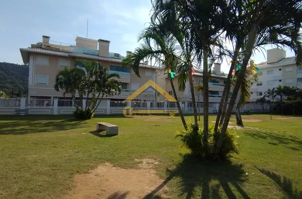 Apartamento  3 quartos + 2 vagas a 400metros do mar, na Praia dos Ingleses em Florianópolis