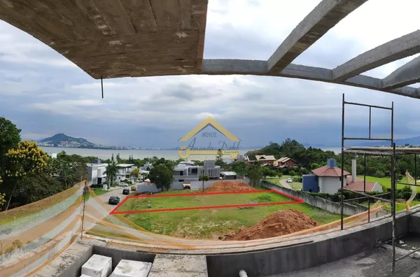 Casa em Condomínio a Venda,  Cacupé, Florianópolis
