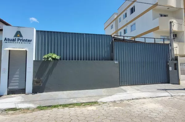 Aluguel de Galpão Comercial com Residência em Forquilhinha