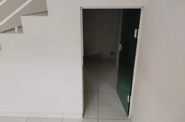 Sobrado 02 dormitorios para aluguel,  Potecas, São José