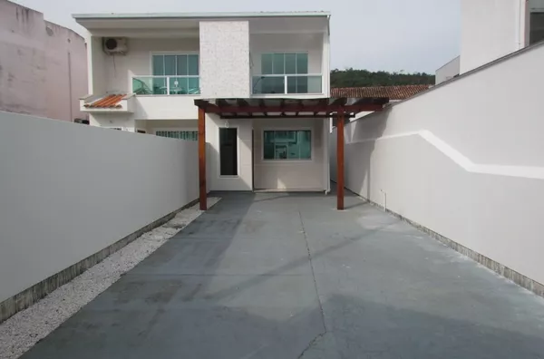 Casa para Alugar em Potecas