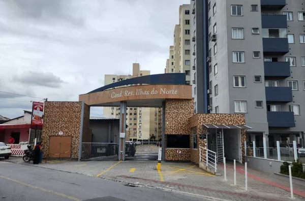 Apartamento para aluguel, 2 quarto(s),  Barreiros, São José