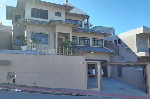 Casa para alugar no Centro Histórico de São José
