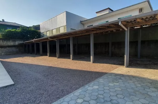 Apartamento para Alugar em Potecas