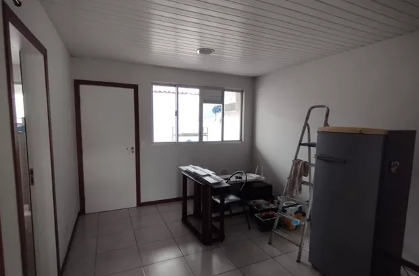Casa em condomínio para aluguel, 2 quarto(s),  Forquilhas, São José