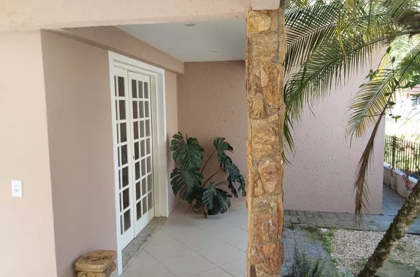 Casa para venda, 3 quarto(s),  Colônia Santana, São José