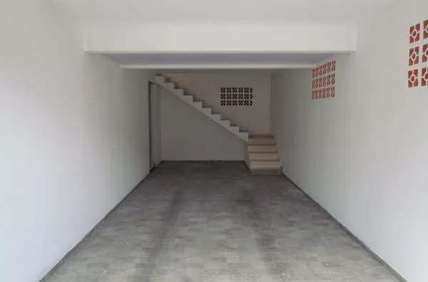 Casa para Venda no Bairro Santos Saraiva