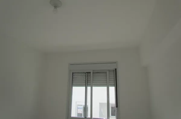 Excelente Oportunidade: Apartamento de 2 Dormitórios com Suíte e 2 Vagas no Condomínio Villa Vitória